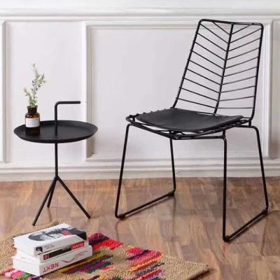 China Contemporary Nordic Wire Chair Family Modern Simple Iron Dining Chair Outdoor Courtyard Iron Back Chair for sale