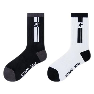 China Breathable Crew Socks Sports Socks Men Basketball Socks Model OEM Fashion Elite Cotton For Man Custom Design Logo White Black Color for sale