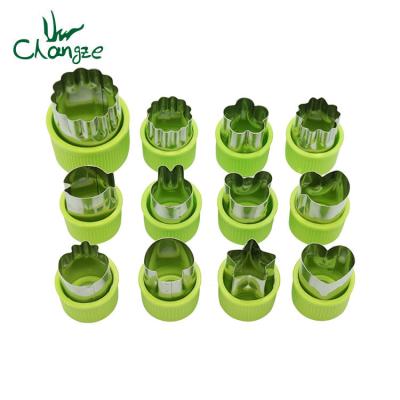 China Amazon Best Sustainable Selling 12pcs Fruit&Vegetable Cutter Kitchen Decorating Tools Cute Cookie Cutter Set Cookie Cutter for sale