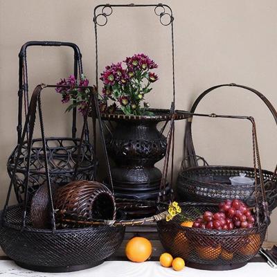 China Traditional Chinese Handmade Flower Kenzan Flower Basket Bamboo Weaving Baskets Floral Arrangement Bamboo Utensils Baskets for sale