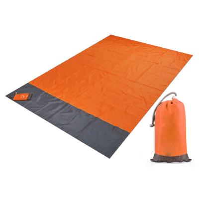 China Waterproof Lightweight Durable Relax Camping Mat Folding Sand Proof Beach Lightweight Waterproof Picnic Mattress Cover for sale