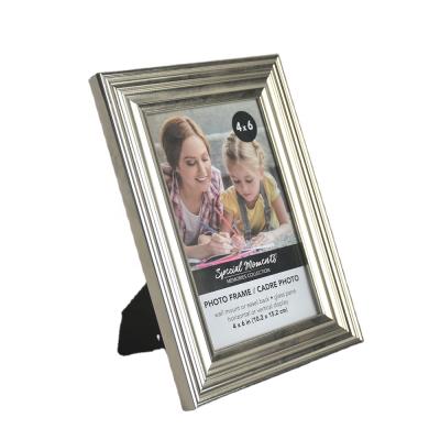 China Modern Brand New White Cheap Plastic Collage Photo Frame for sale