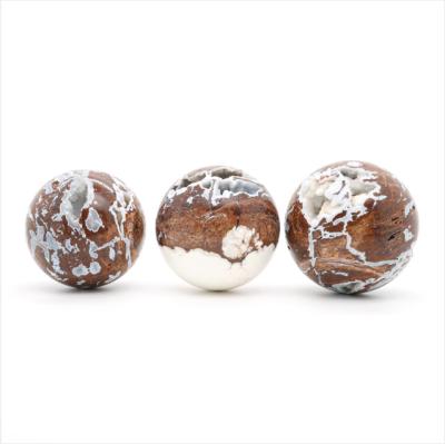 China Good Selling Real Sphere Antique Imitation Coffee Jasper Crystal Ball Feng Shui Engraving Photography Crystals Balls for sale