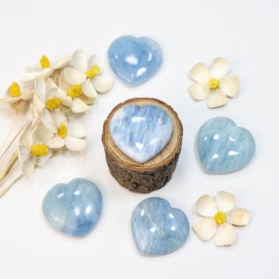 China New Arrival Crystal Therapy Natural Heart Shaped Stone Crystal Blue Green Hearts From Europe For 100% Safety for sale