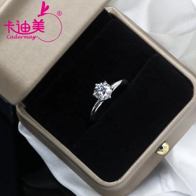 China Lab Developed CVD Fork HPHT D SI1 Diamond Rings Classic Style 1ct Solitaire Diamond Ring 18k Gold Setting Engagement Rings for sale