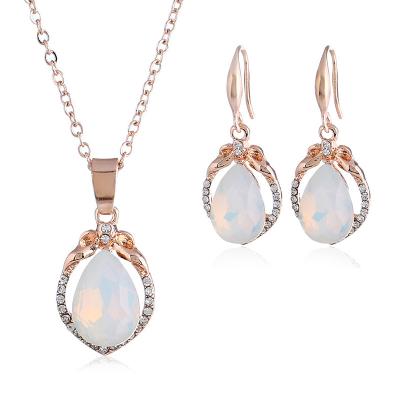 China CLASSIC Rose Gold Plated Rhinestone Protein Drop Earrings Women Girl Jewelry Set Necklace Diamonds Necklace Set for sale