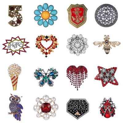 China New ALLOY brother Amar Brooch five anti acute star brooch bee brooch light clothing accessories wholesale for sale