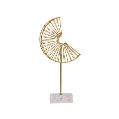 China 2021 new arrival traditional iron gold fan leaf ornament table decorations represent living room for sale