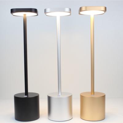 China 2021 Newest Design LED Dimmable Bedside Table Postmodern Rechargeable Lamp Restaurant Lamp Amazon Cordless Lamp for sale