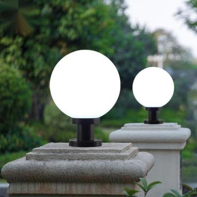 China Modern Waterproof Outdoor Garden Street Panel Ball Lights Lawn Yard Landscape Plastic Round White Globe Ball Lawn Solar Led Light for sale