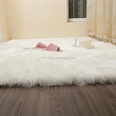 China Anti-Slip Pile Acrylic Polyester Long Hair Home Use Synthetic Sheepskin Rugs And Blankets For Salon Faux Fur Blankets for sale