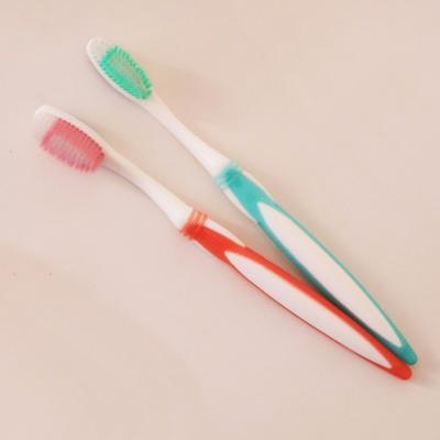 China 2018 new hot sale home design good quality travel foldable toothbrush with owned brand for sale