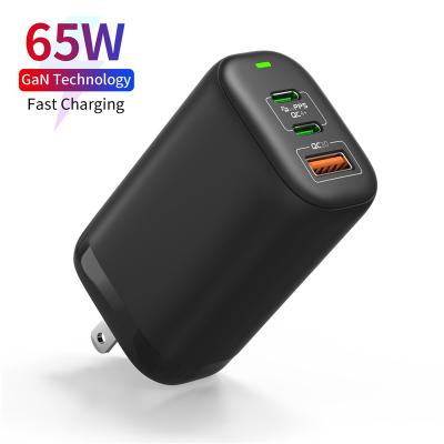 中国 high quality custom mobile phone oem logo usb a type c 3port 65w charger usb gan fast charger gan 販売のため