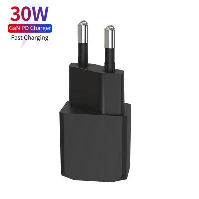 China Portable GaN Technology 30W PD Adapter USB C Charger 33W Mobile Phone GaN Charger for sale