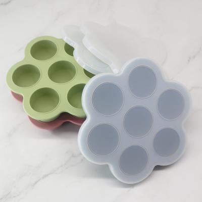 China BPA Free Reusable Silicone Molds Portable Round Egg Bites Baby Food Storage Containers With Lid Silicone Baby Food Freezer Tray for sale