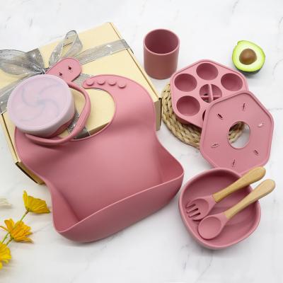 China New Arrival Custom Made Non-Toxic Non-Toxic Strong Suction Bowl Spoon Bib Silicone Snack Cup Baby Food Storage Container for sale