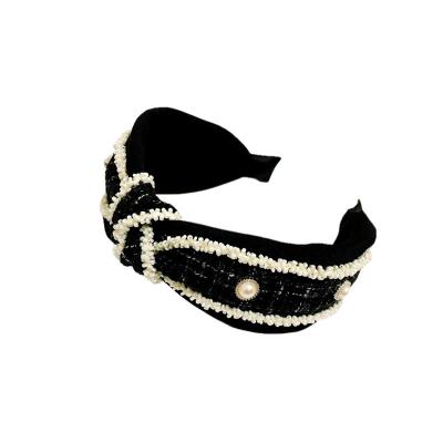 China Fashion Women's Hot Sale Amazon Wear Wide Pearl Headband For Winter for sale