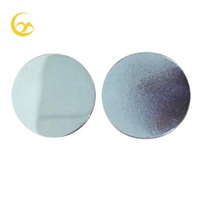 China For Golf Sports Golf Ball Marker White Golf Markers Smooth Outdoor Golf Ball Marker Suit For Custom Printing for sale