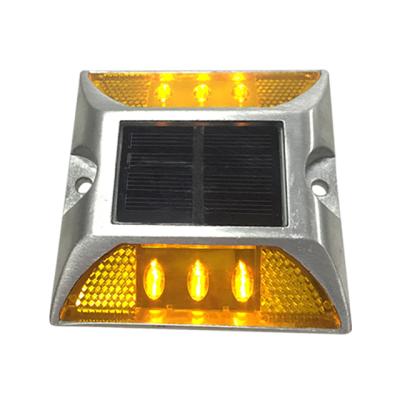 China China Manufacturer Solar Powered Deck Lights LED Marker Light Solar Road Stud For Driveway for sale