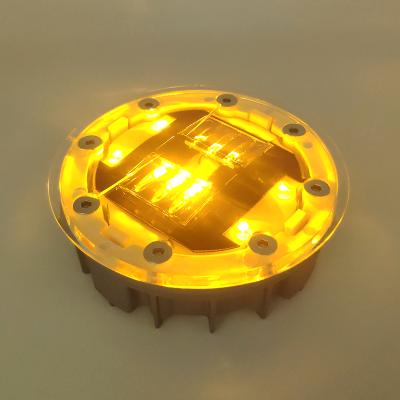 China New Original 6 Led Parking Studs Intelligent Flashing Road Middle Solar Road Stud Light à venda