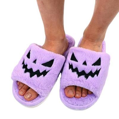 China Damping Hot Amazon Sale Halloween Fuzzy House Slippers Jack O Lantern Pumpkin Shoes for sale