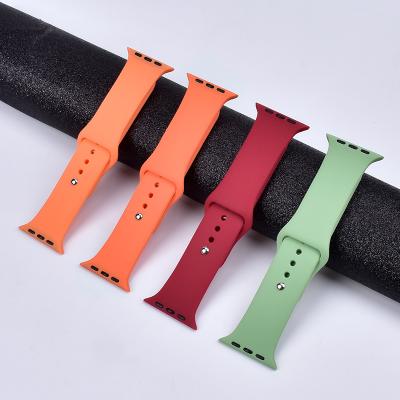 China Water Resistant 38mm 40mm 42mm 44mm Silicone Watch Band Strap Replacement For Apple Watch 1 2 3 for sale