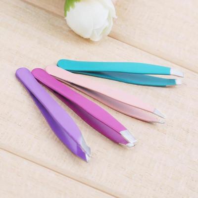 China 2022 Not Rusty Shape Good Eyebrow Tweezers Good Eyebrow Tweezers for sale