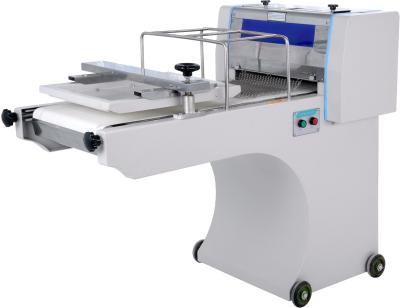 China Electric 380V/220V Toaster Moulder Machine for sale