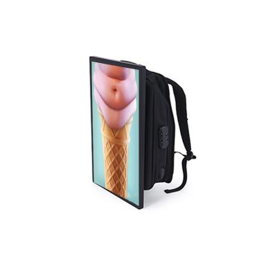 China Advertising Player 21 27 Inch 1000cd High Brightness Smart Touch Screen Backpack Billboard Digital Human Walking Billboard for sale