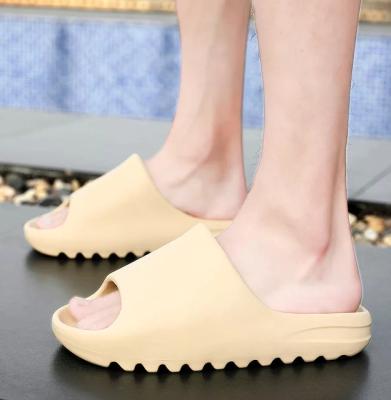 China Highly demanded lightweight yeezy slippers women's home goods yeezy home slipper for sale