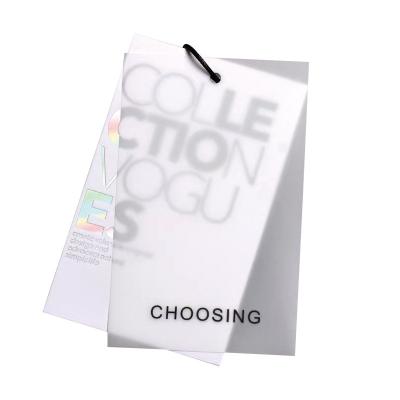 China Anti-Counterfeiting Custom Luxury Custom Hang Paper Tag Label Swing Hang Tags For Garment Clothes for sale