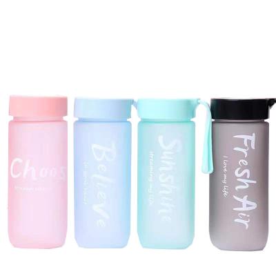 China 600ml large capacity sustainable portable plastic simple frosted creative water bottles with custom logo for sale