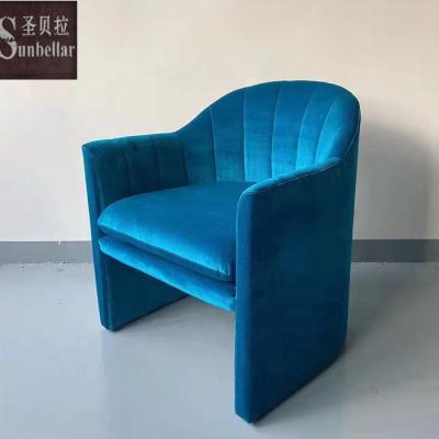 China Hot Selling Upholstered Tufted Dining Single Sofa Adorning Chair Blue Velvet Armchair For Living Room for sale