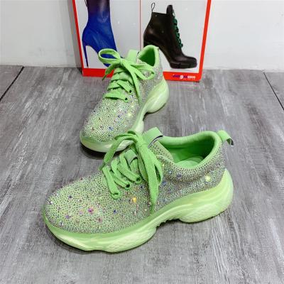 China New fashion breathable women's rhinestone decoration sports walking shoes 2021 trend casual sneakers for sale