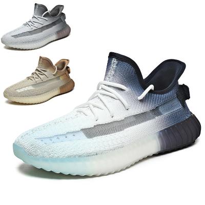 China 2021 summer new breathable flight woven fashion gradient color sports comfortable shoes and breathable sports running shoes for men for sale