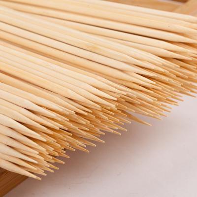 China Thermal Resistance 2.5*200MM Nature Friendly E-Co Healthy Veggie Material Bamboo Skewers Stick for sale