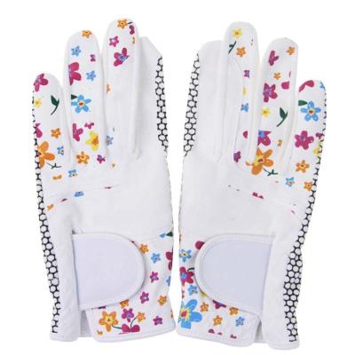 China Golf sports hands PU printing non-slip soft and sensitive ladies golf left and right hand protection women for sale