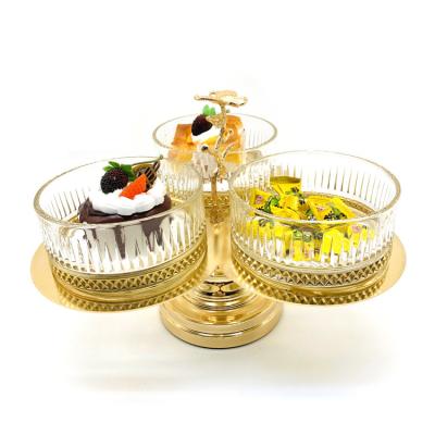 China Disposable New Design Arabic Luxury Cake Dish Plate Gold Metal Iron Candy Plate Fruit Snack Serving Tray With Lid  For Party for sale