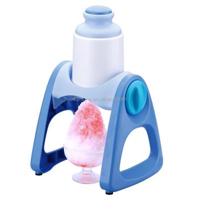 China Household Hot Selling Ice Crusher With Bonus Ice Container for sale