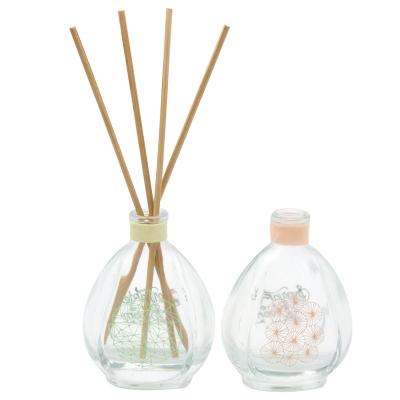 China HAODEXIN 2oz Portable Air Freshener Printed Decorative Glass Bottles Aroma Essential Oil Diffuser With Rattan Sticks 60ml Bottles for sale