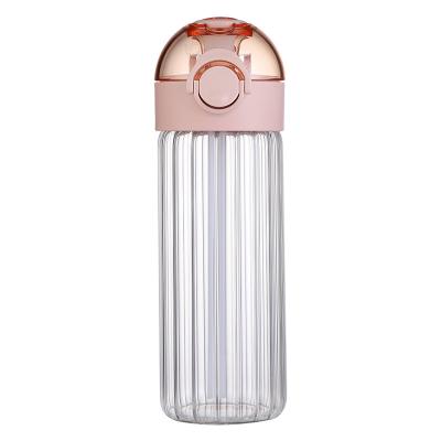 China 530ml 18oz high borosilicate glass sustainable water bottle with straw flip top lid and carry handle for sale