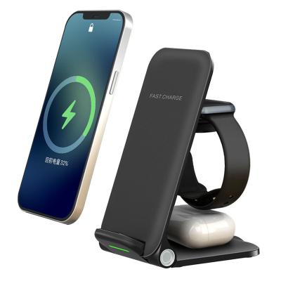 China 3 in 1 15w Qi Foldable 15w Home Appliances Wireless Charging Station Foldable 3 in 1 Wireless Charger Station for All Smart Phone for sale