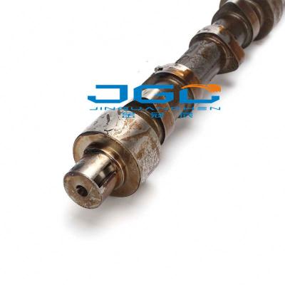 China Excavator Engine Komatsu Spare Part Camshaft Pc200-7 S6d102e-1 6735-41-1111 for sale