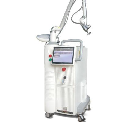 China Skin Tightening Professional Fractional 10600nm CO2 Laser Beauty Machine Freckles Acne CO2 Acne Laser Treatment Equipment for sale