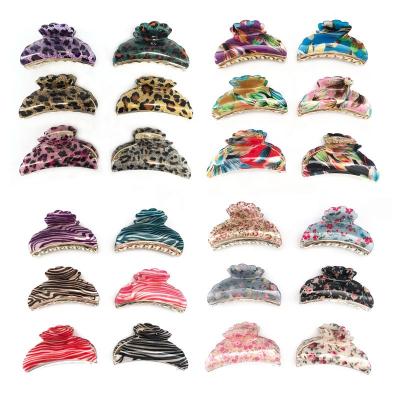 China Wholesale Cheap Environmentally Friendly Bling Hairpin Lady Vintage Leopard Hair Clip Non Slip Acrylic Claw Clips Spa Flower Print Hair Clips For Thin Hair for sale