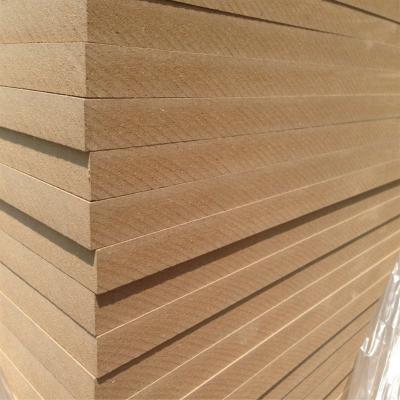 China Moisture Proof High Gloss UV MDF Board With Melamine Faced / UV Paper MDF For Furniture for sale