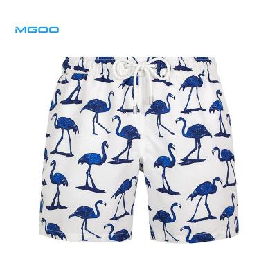 China Custom Made Elastic Anti Wrinkle Men's Waist Swim Trunks Swim Shorts Casual Swim Trunks Beach Wear Board Shorts With Pockets for sale