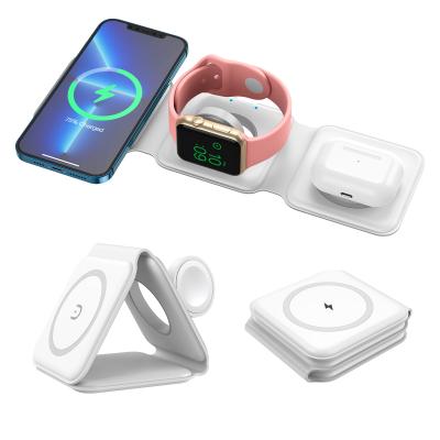 Chine Station de recharge magnétique sans fil 3 en 1 pliable pour le support du téléphone portable à vendre