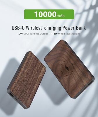 China 10W Wooden Wireless Charger With 10000mAh Battery Capacity for sale