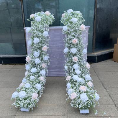 China Sales Fashionable Wedding Decorations Wholesale Price Silk Artificial Flower Table Runner With Baby's Breath for sale